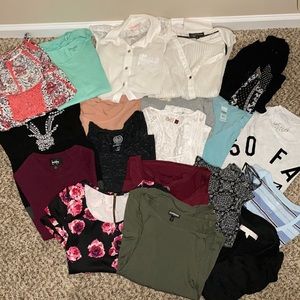 Huge bundle of women’s size small shirts! (20 items)